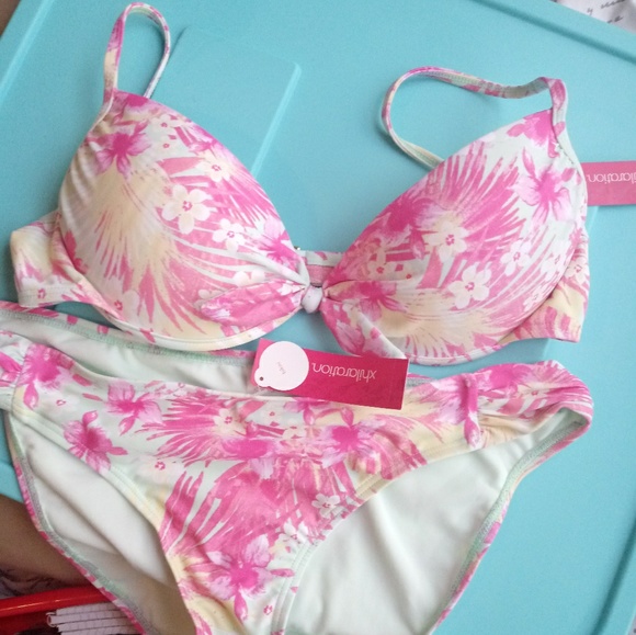 Mossimo Supply Co. Other - New! Push-up Tropical Bikini Set